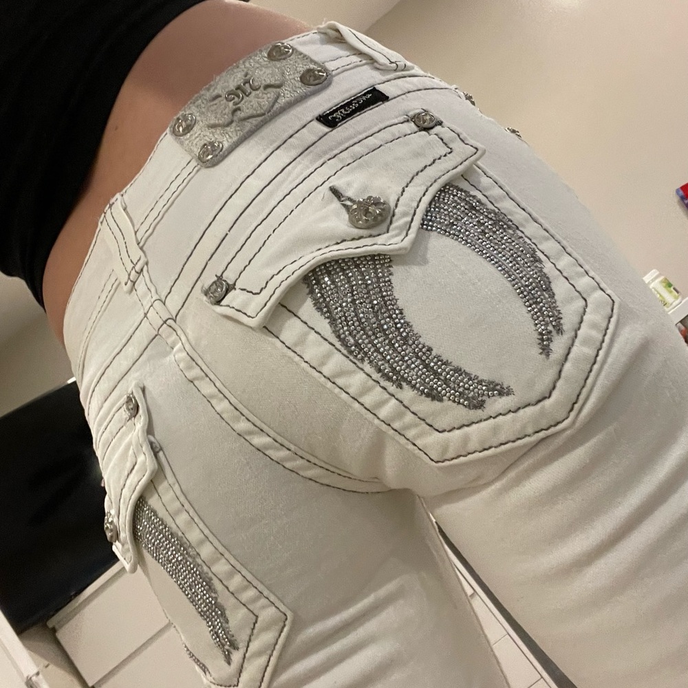 VINTAGE Y2K WHITE ANGEL WING MISS ME JEANS ✨ (low rise)